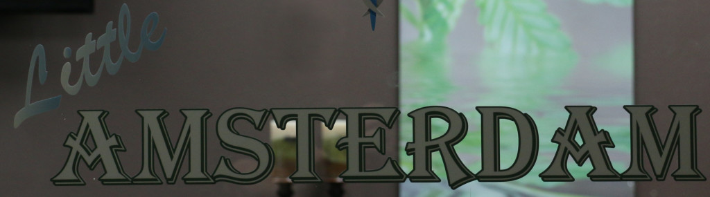 store-door-sign